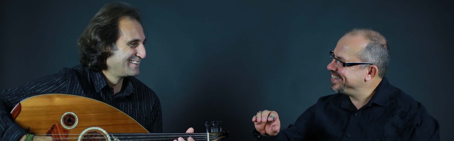 AKM - AŞKIN MIZRABI