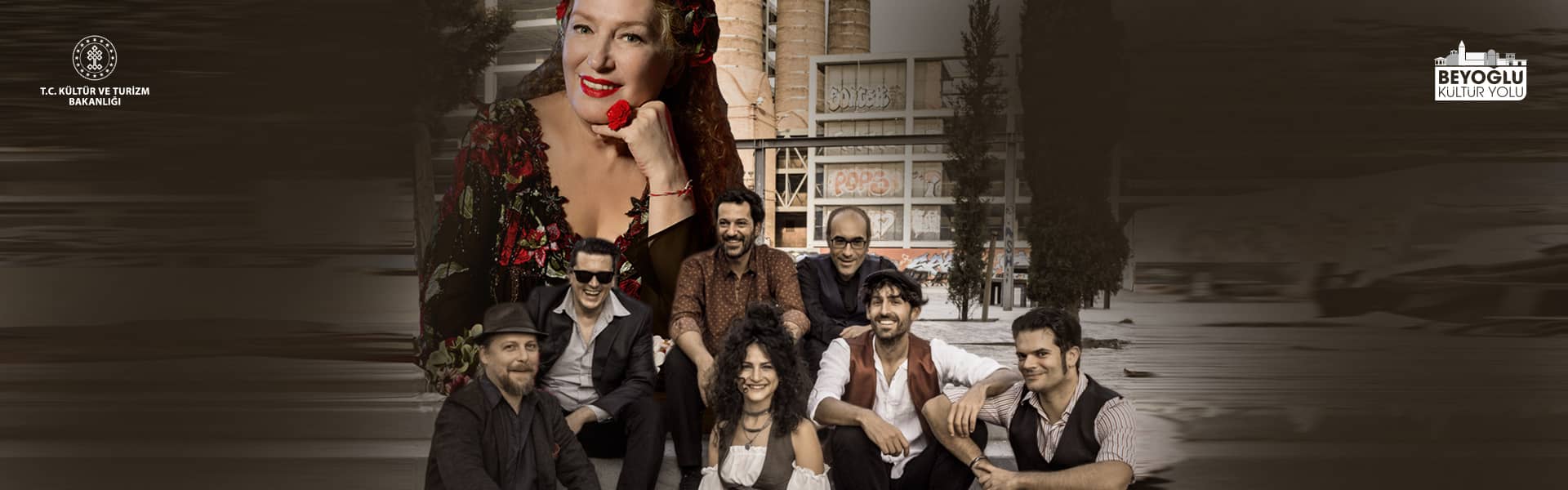 AKM - BARCELONA GYPSY BALKAN ORCHESTRA FT. SUZAN KARDEŞ
