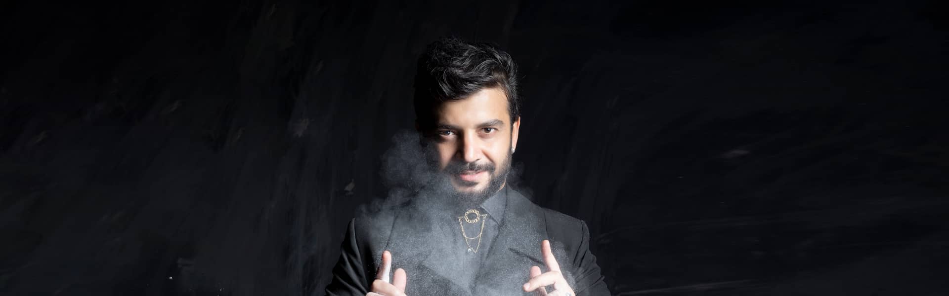 AKM - BİR SİHRİM VAR