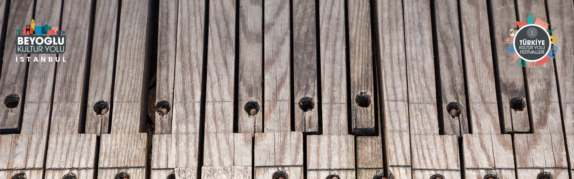 AKM - ÇUBUKTAN PİYANO YAPIYORUM