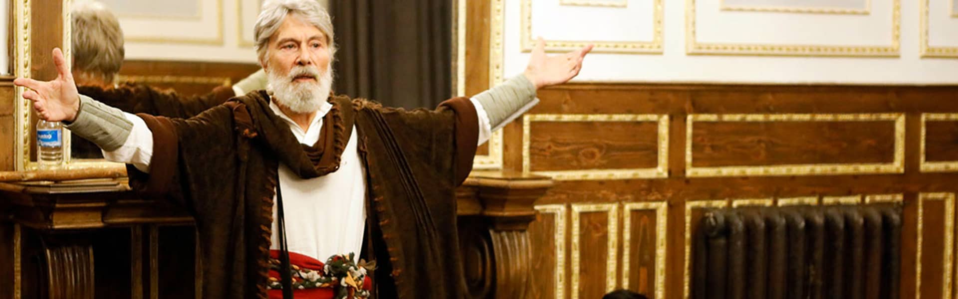 AKM - DEDE KORKUT HİKAYELERİ