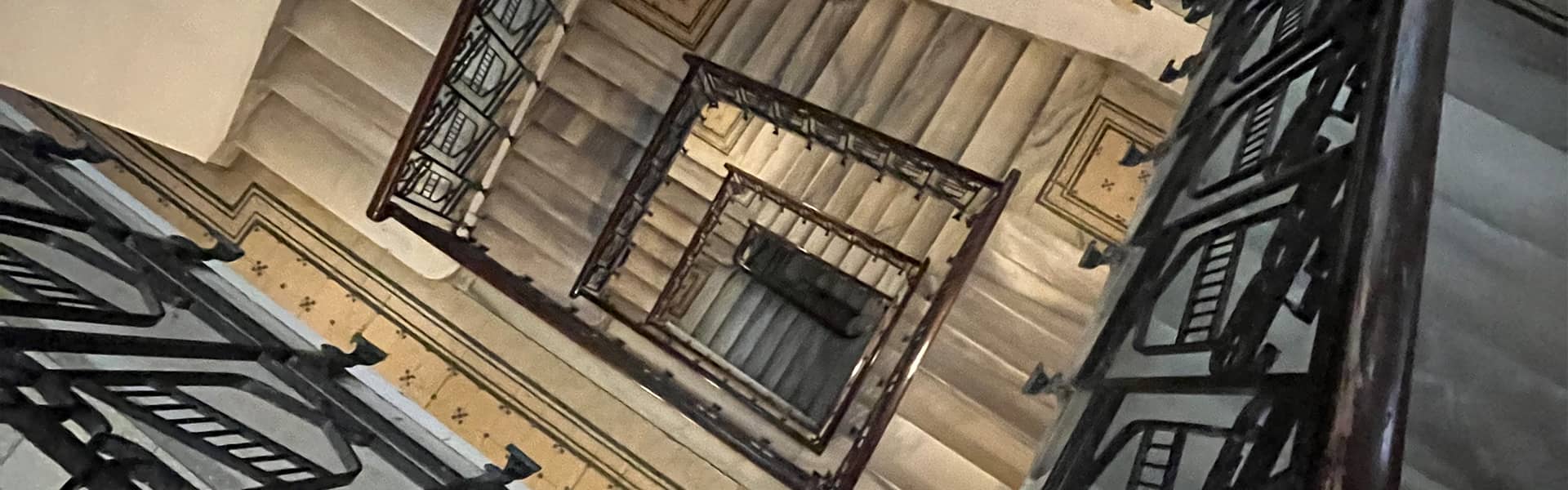 AKM - Mısır Apartmanı