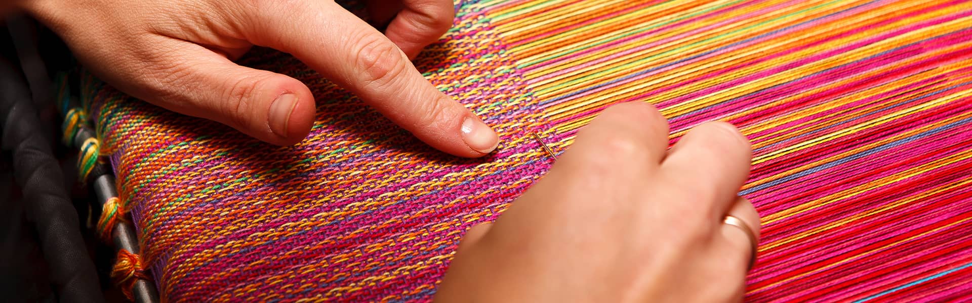 AKM - RENKLİ DOKUMA ATÖLYESİ